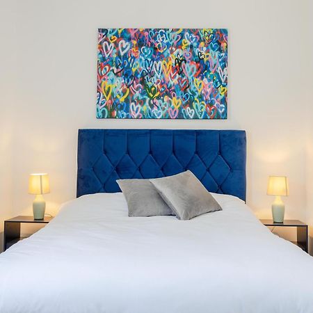Vertigo Apartments Кингстън на Темза Екстериор снимка