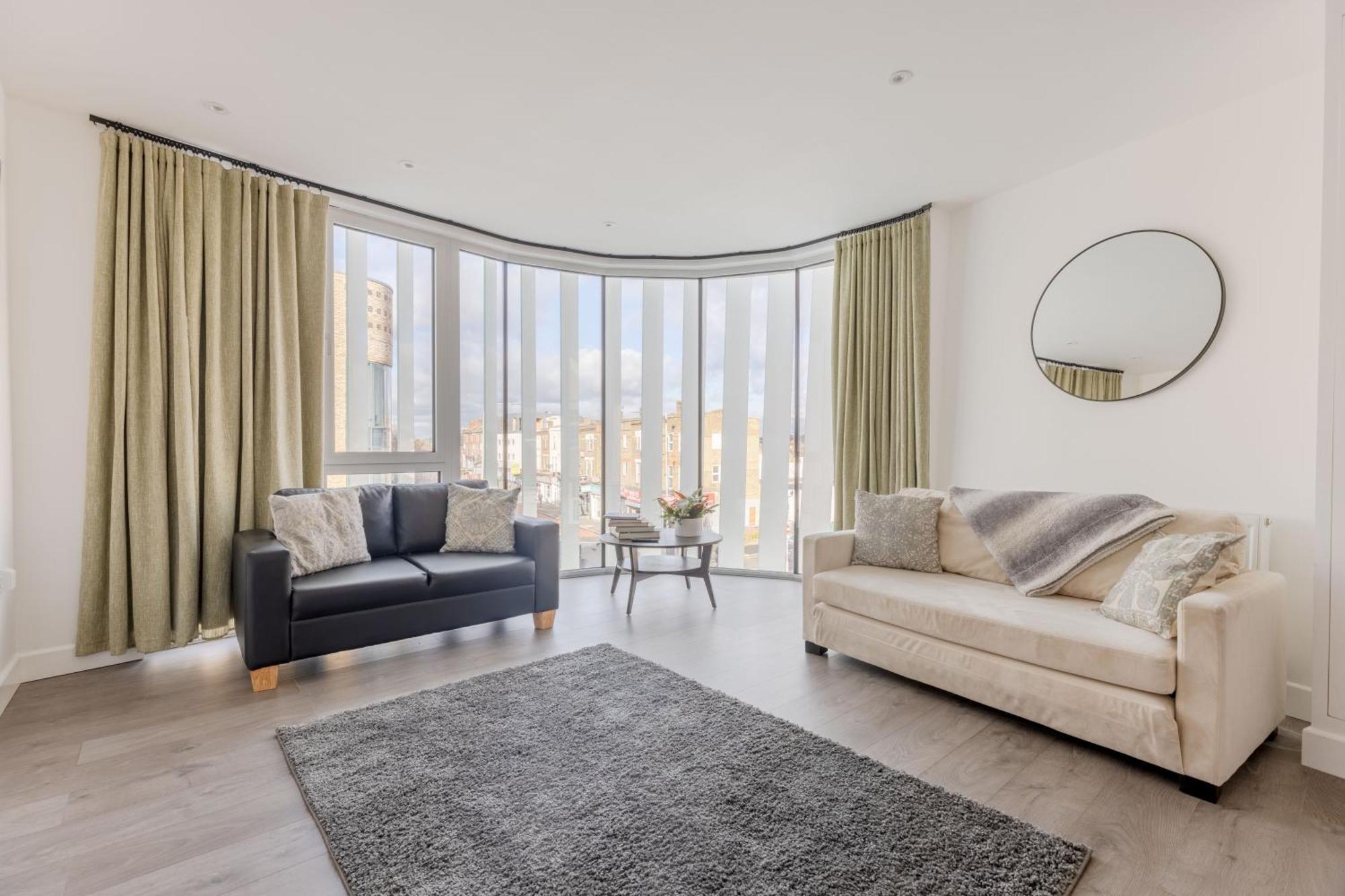 Vertigo Apartments Кингстън на Темза Екстериор снимка